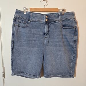 Lane Bryant Medium Wash Denim Shorts